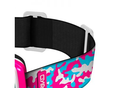 リアバックル付き。