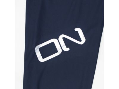 1314AWの販促モデル「ON」のプリントが特徴的。