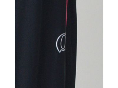 リフレクト（再帰反射）のオーバルエッジが視認性を高めます。