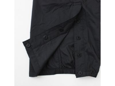 シューズを履いたまま着脱が可能です。