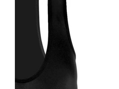 ストレッチ機能を持ったメッシュ素材を採用。