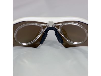 度付レンズを埋め込めるKLIP ON対応。