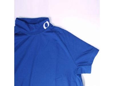 Tシャツなどに比べ袖の長さを短くしたショートタイプ