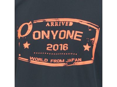 カレッジ風な遊び心のあるデザイン