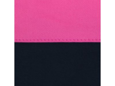 ソフトタッチで肌触りの良い吸汗速乾素材を使用