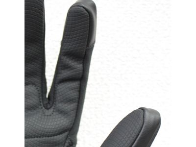 親指と人差し指先にタッチパネル対応素材を配置。