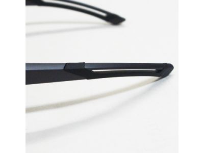 あたりの柔らかな特殊形状。滑り止めテンプルエンド。