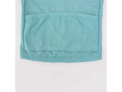 ３バックポケット仕様。走行中の動きや振動でポケットに入れたものが飛び出ないような特殊設計になっています。