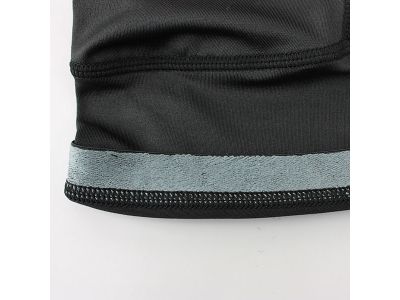 無駄な締め付けを抑えてくれる滑り止めゴムを採用。