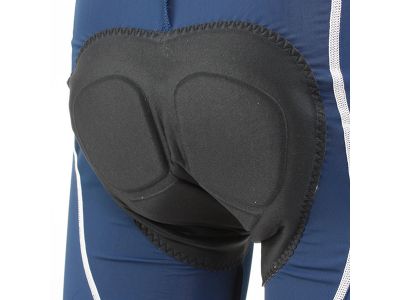 ３D立体構造で身体によりFITし、激しい動きにもストレスなくついてきます。また、表面生地は高機能素材を使用し快適性にも優れています。