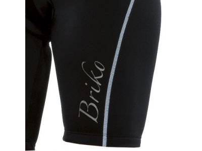 夜間走行時の安全を考慮し、再帰反射ロゴを配置。