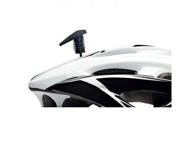 より高いフィット性を実現する為に、ロールフィットの位置を垂直方向へ3段階に調整することが可能。