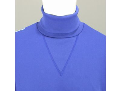 ネックタイプ：ロングハイネック（15cm）。