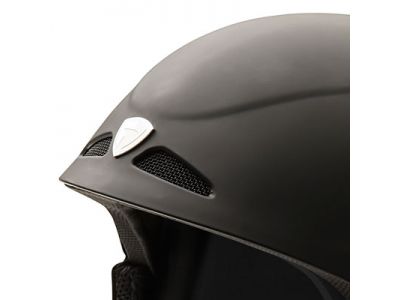 衝撃を吸収分散するプラスチックシェル。