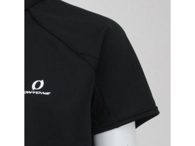 肩回りの可動域を向上。