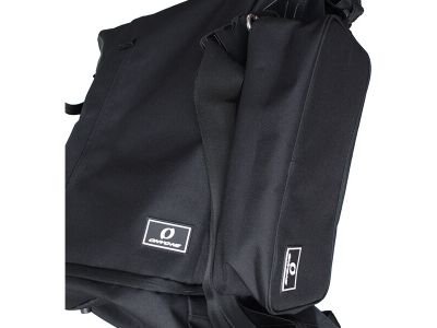 カラビナ付きでリュックやベルトループに取付可能