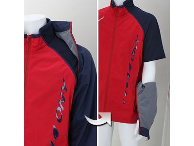 脇のファスナーにより、長袖部分の脱着が可能です。