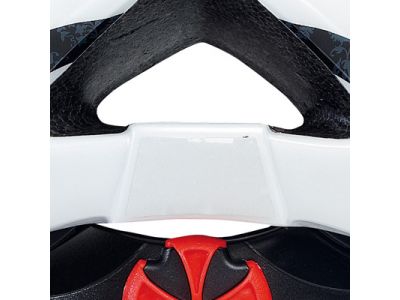 夜間走行の安全性を考慮して、ヘルメット後部分にリフレクターを配置。