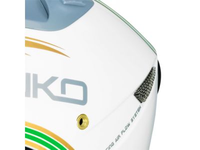 頭頂部左右に備え付けられた開閉式ベンチレーション、開けた状態ではスムーズに外気を取り込み、ヘルメット後部の排気孔からヘルメット内の湿気や熱気が外に抜けるように設計されている。