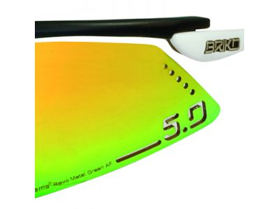 ベンチレーション機能を15％アップするベンチホール。