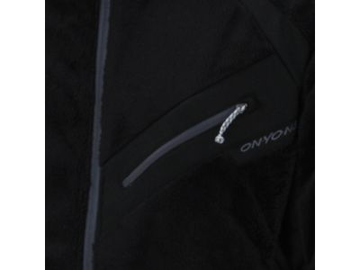 ザック着用時もベルト、ハーネスが干渉しづらく、小物を入れておくのに最適です。