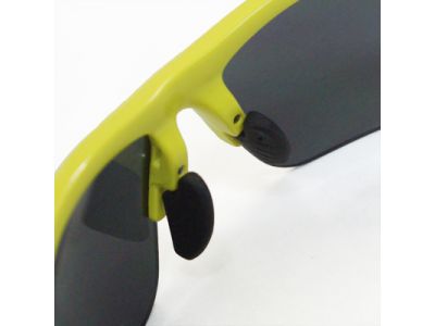 角度調整が可能なノーズアジャスト機能搭載。