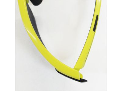 レンズ交換方法1:テンプルをたたみます。