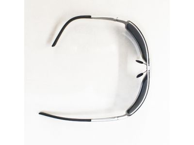 角度調整が可能な滑り止めテンプルエンド。