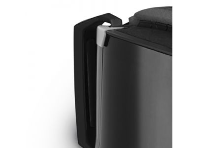 ヘルメット併用時に高いフィット性能を発揮します。