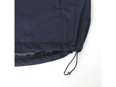 両脇のコードで丈の調整が可能です。