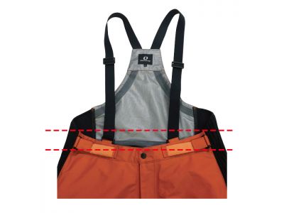 前ウエスト部分を従来の位置から下げる事により、前傾時の腹部圧迫を軽減します。脇のストレッチパーツが前傾時に伸縮することで、動作ストレスを軽減します。