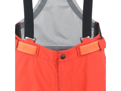 ずり下がりやすいウエストはスピンドルでしっかりフィット