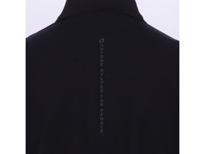 WHITE 背面ロゴプリント