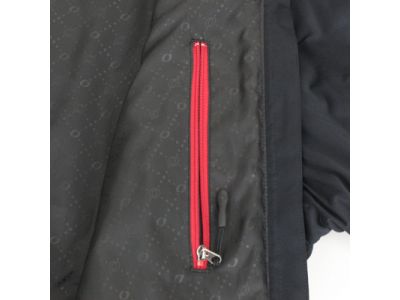 内側にものを収納可能なポケット付き。