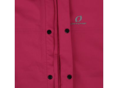 ジャケット二重比翼：横からの雨の侵入を防ぐ二重比翼仕様。