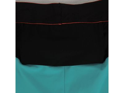 リフレクト転写 全方位に反射マークを採用。夜間の視認性も良好。