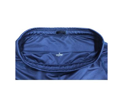 ヒモ先がループ状なので、お腹へのアタリが気になりません。