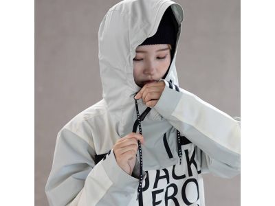 フード前の調整が可能。