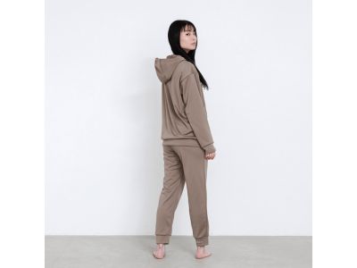 G.BROWN(238)_モデル身長：165cm/着用サイズ：S