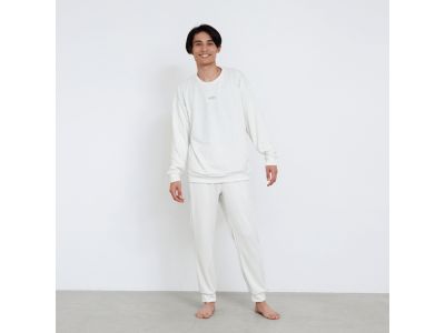 O.WHITE(260)_モデル身長：175cm/着用サイズ：Ｌ