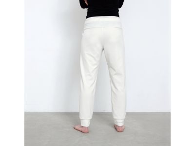 O.WHITE(260)_モデル身長：165cm/着用サイズ：S