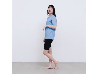 BLACK(009)_モデル身長：165cm/着用サイズ：M